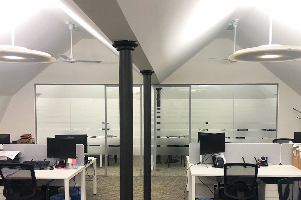 Frameless Glass Partitioning