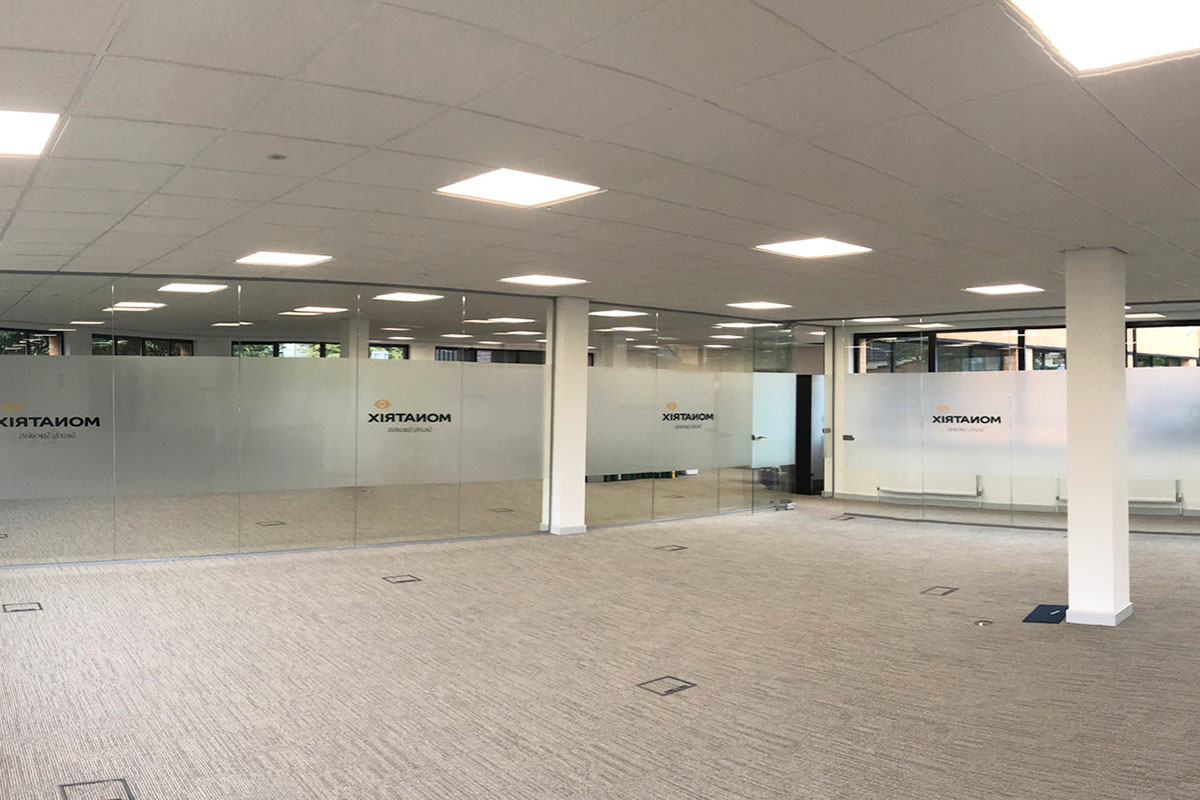 Frameless Glass Partitioning